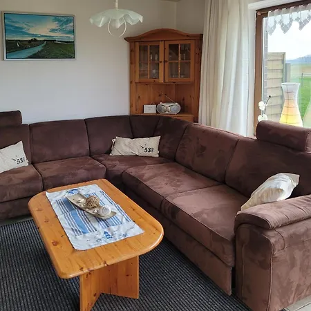 Spacious With Private Terrace Near The North Sea Dike Apartment