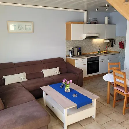 Apartment Spacious With Private Terrace Near The North Sea Dike *
