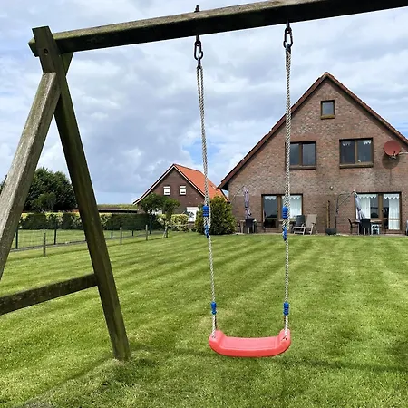 Apartment Spacious With Private Terrace Near The North Sea Dike *