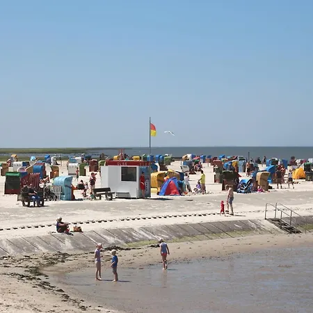 Spacious With Private Terrace Near The North Sea Dike * Nessmersiel